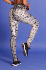 ANIMAL PRINT LEGGINGS